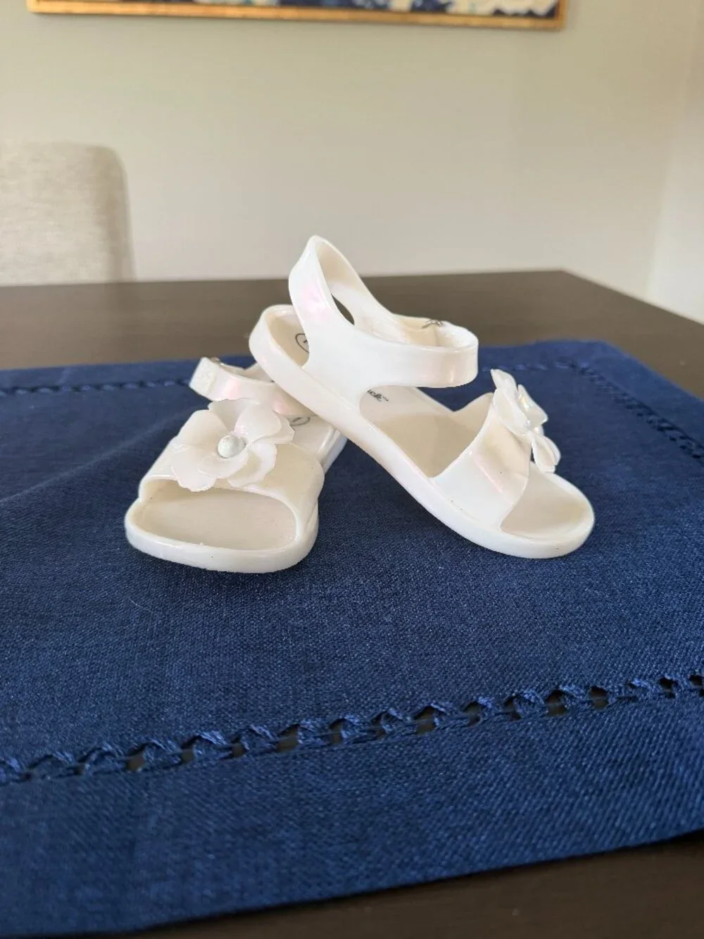 Cat & Jack White Iridescent Flower Sandals | Toddler Size 7 | NWOT
